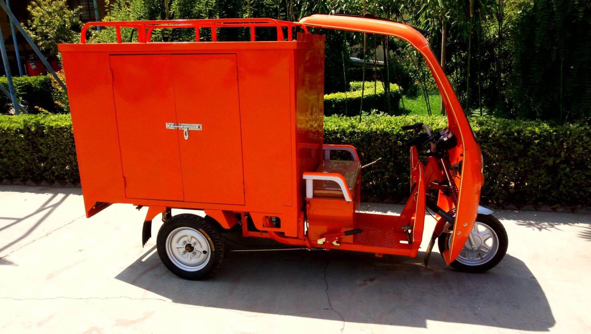 移動洗車機(jī)